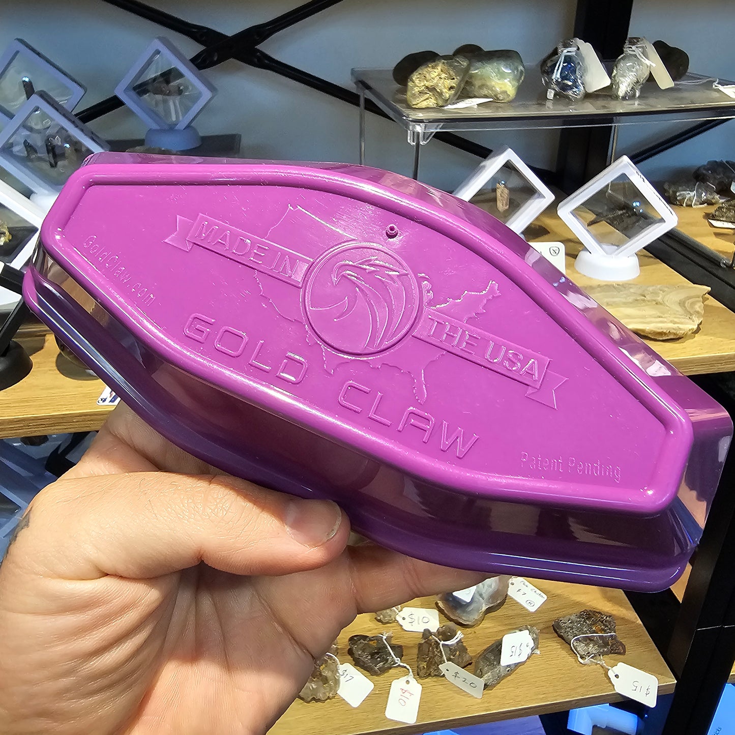 Gold Claw Pocket Pan
