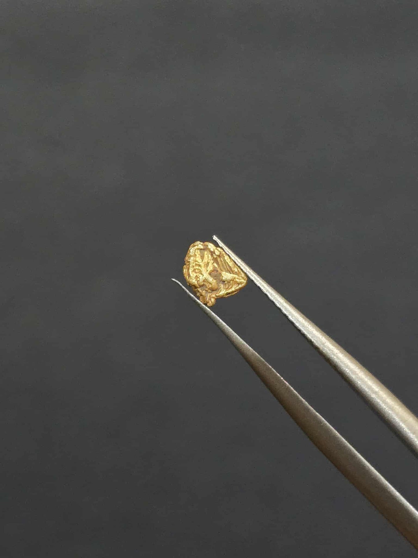 0.161 gold crystal rare