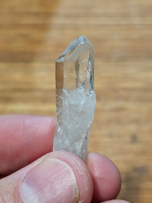 Clear Quartz Point No.1001