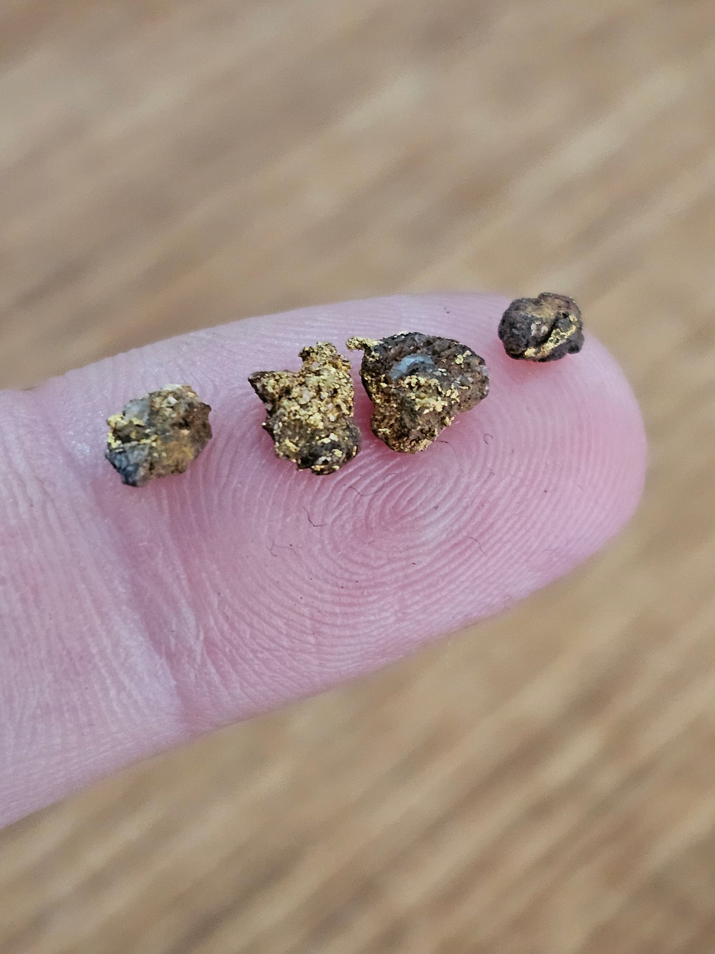 4 Clermont Gold Specimens A4 0.97g