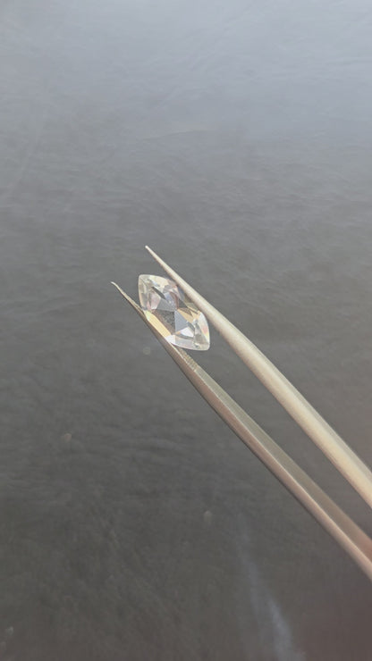 2.325ct Topaz