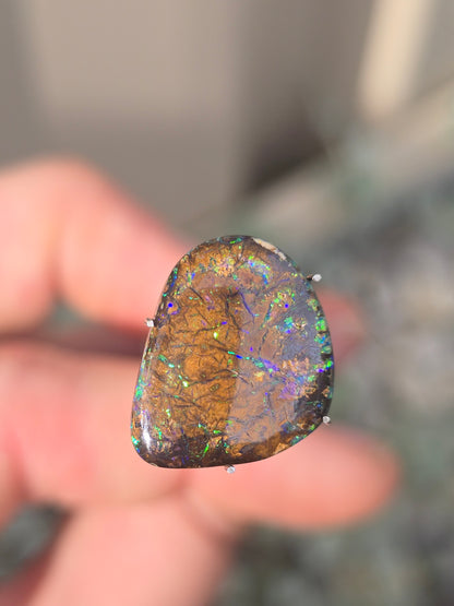 Boulder opal