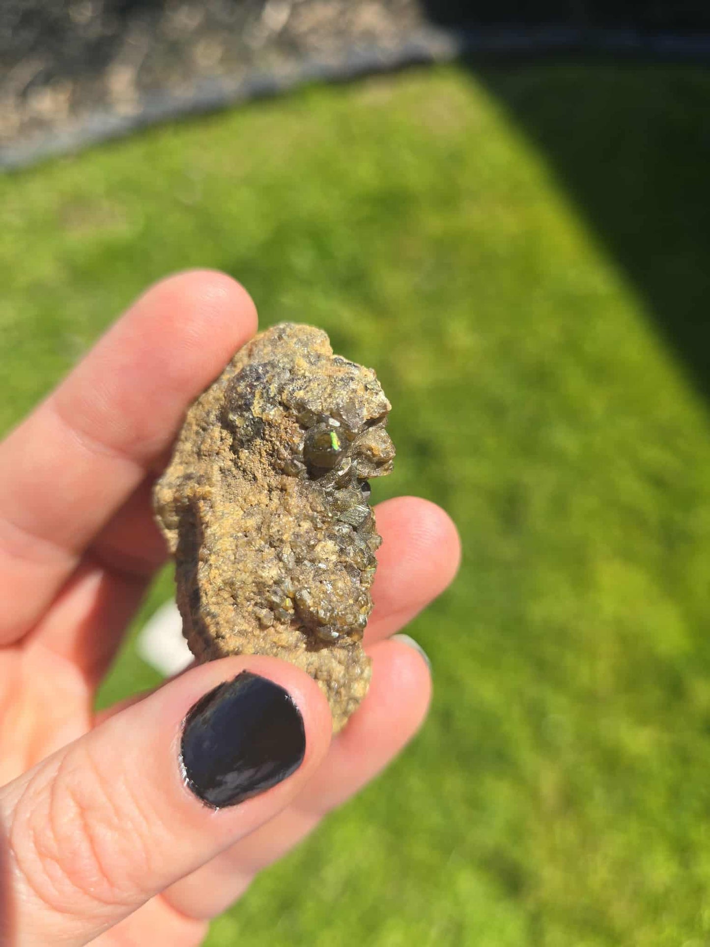 Grossular Green Garnett mid