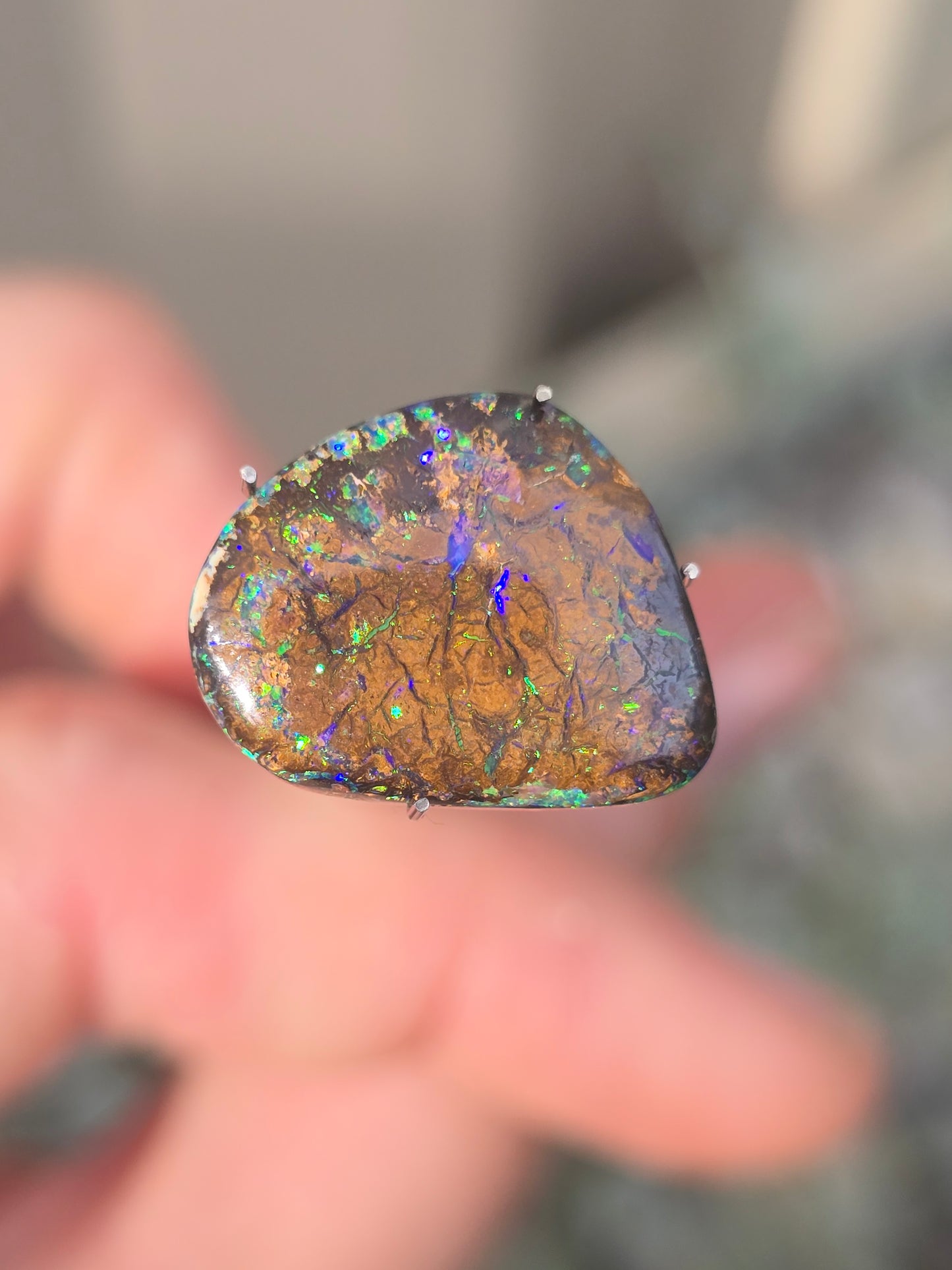 Boulder opal
