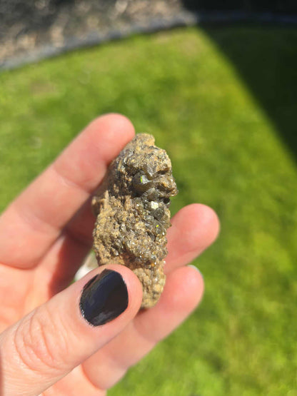 Grossular Green Garnett mid