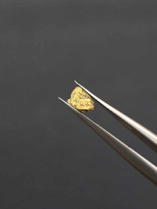 0.161 gold crystal rare