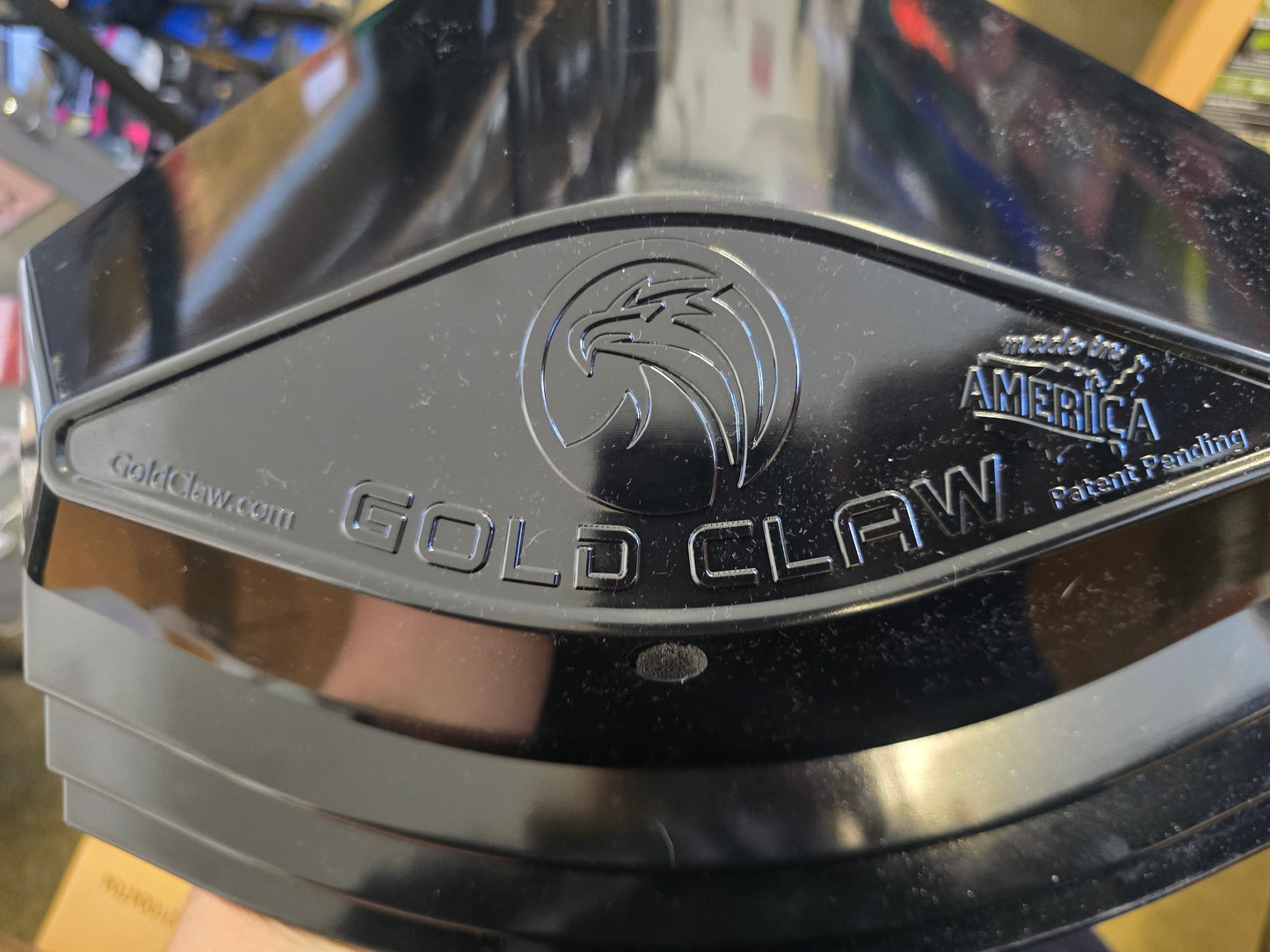 Gold Claw pan