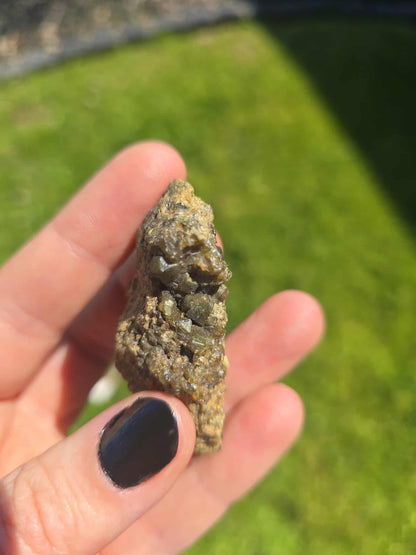 Grossular Green Garnett mid