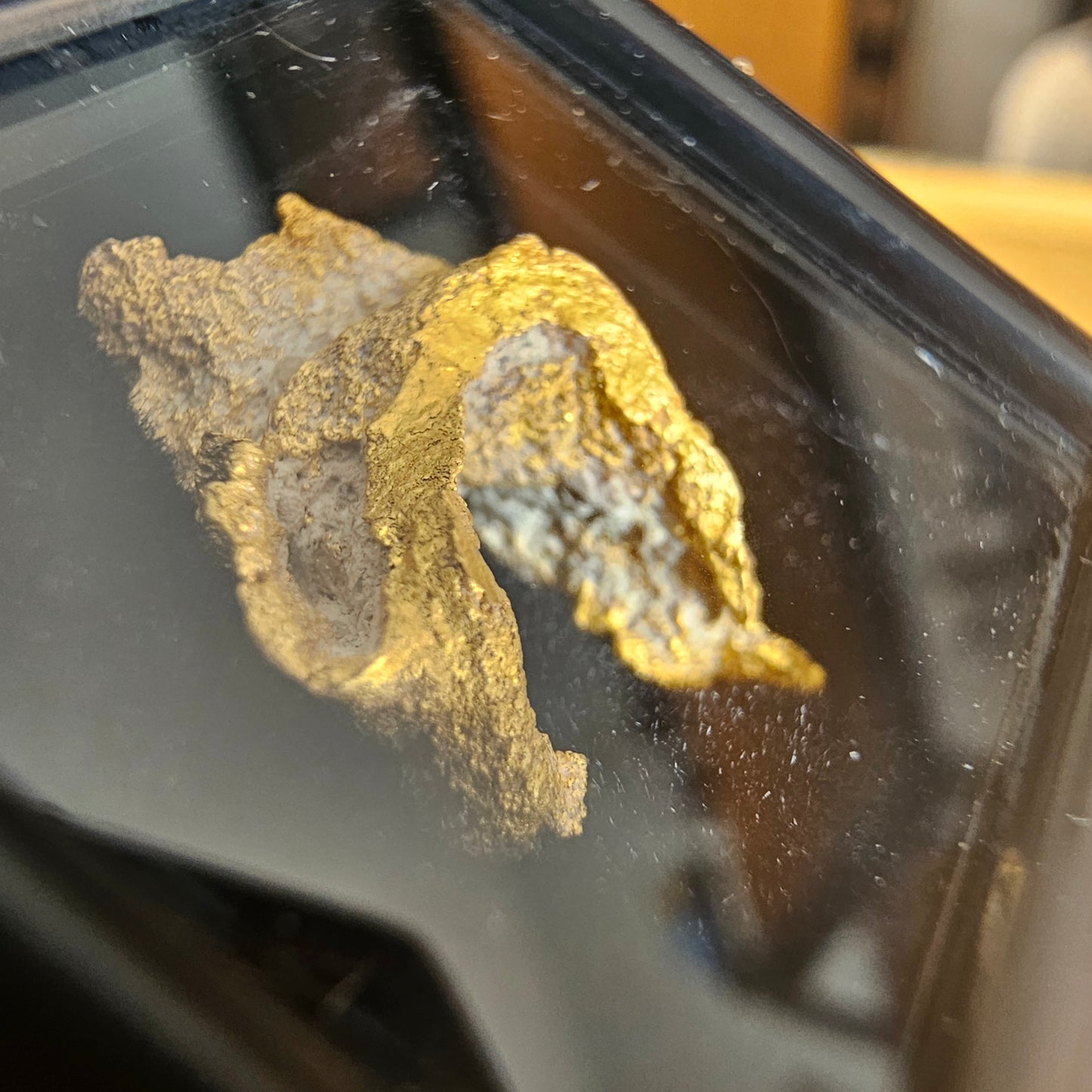 4.893g Leaf Gold Nugget
