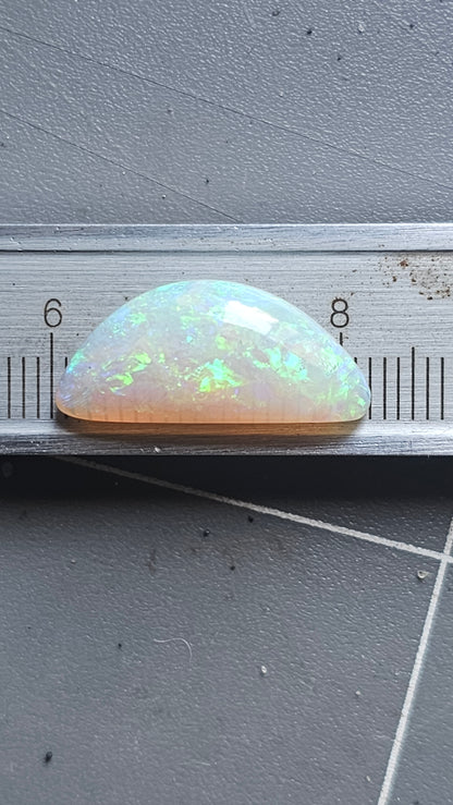 Opal Cabochon 5.890 ct
