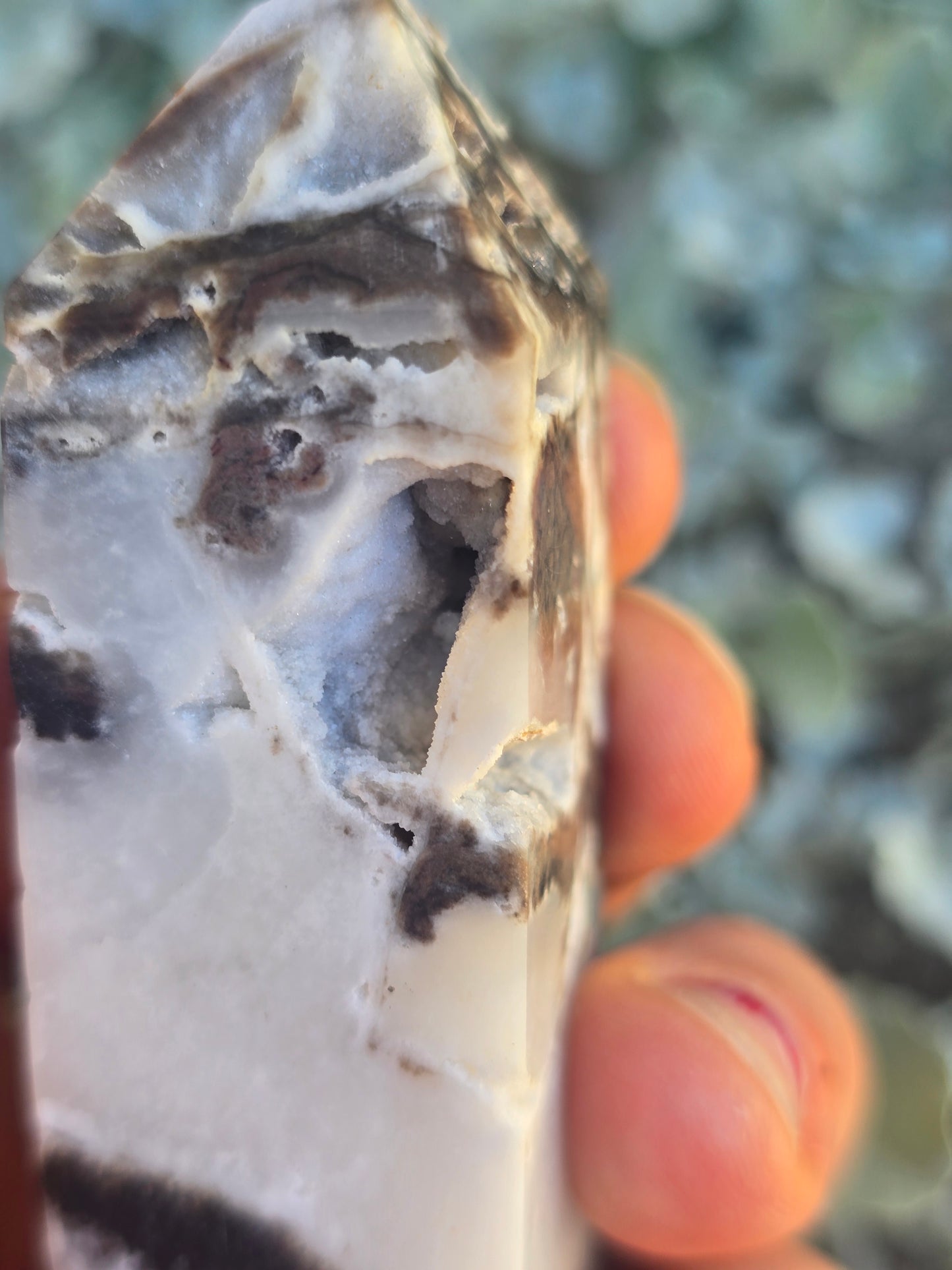 Druzy Quarts towers