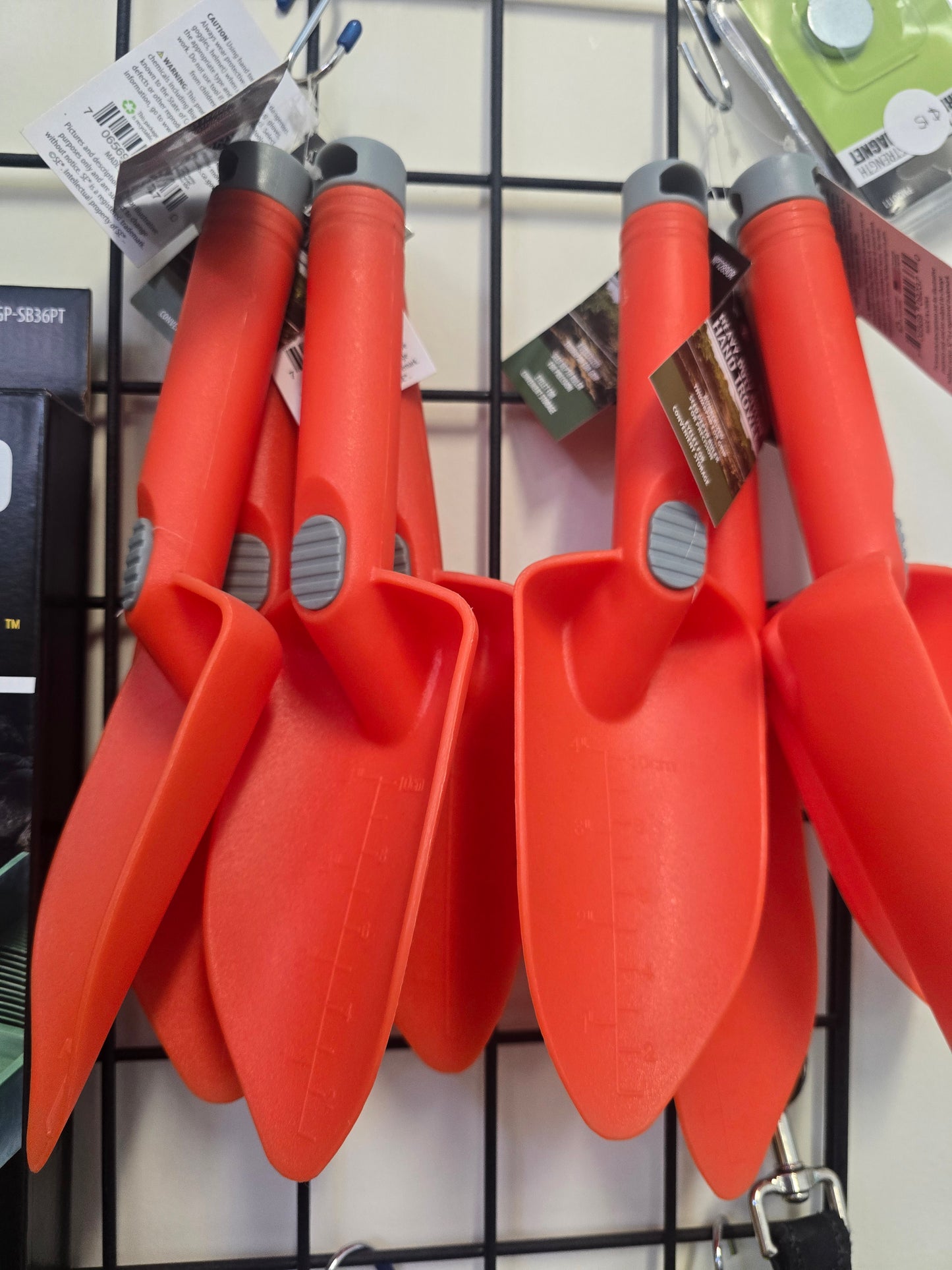 Mini shovel hand trough